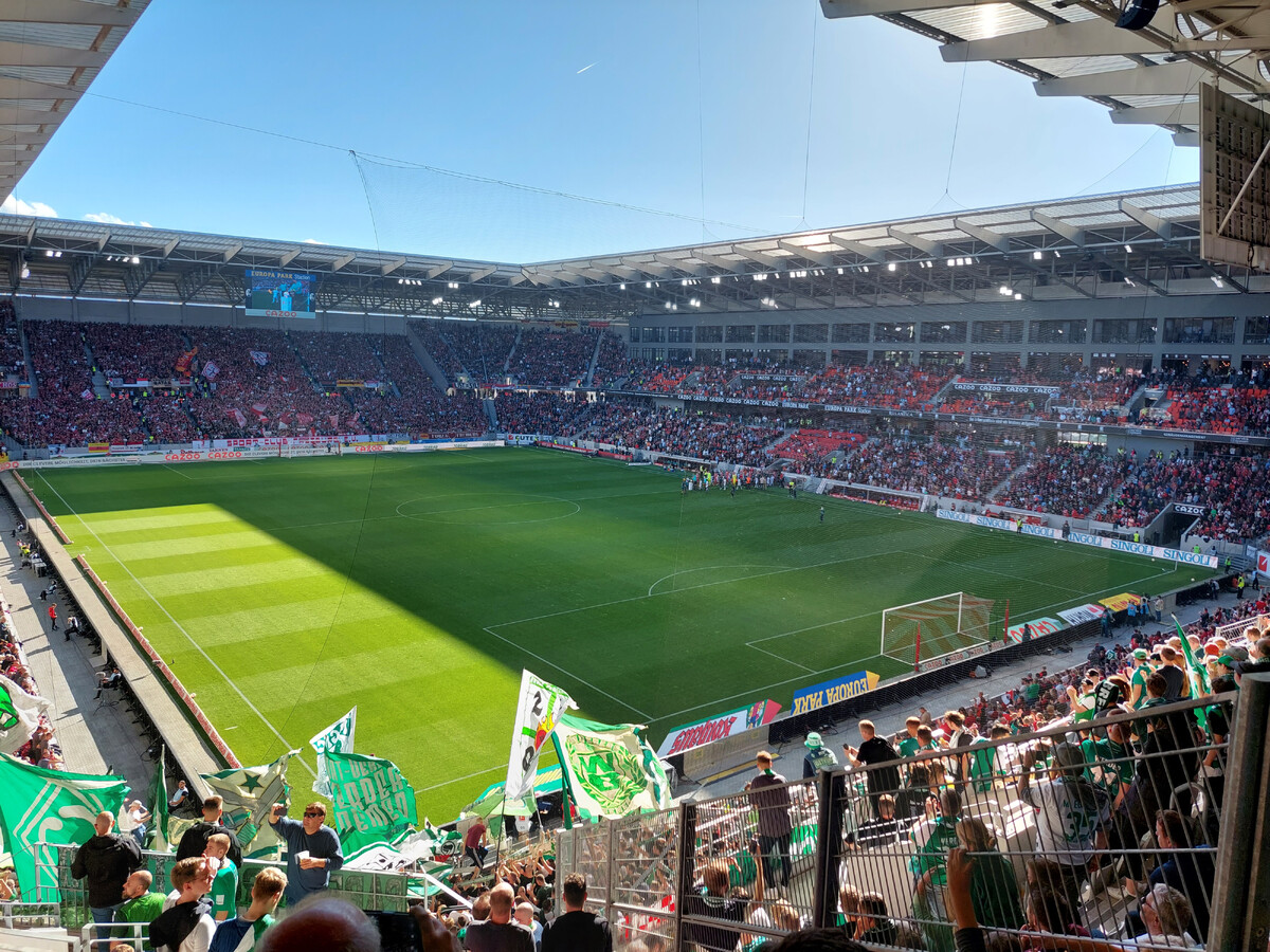 SC Freiburg, Stadion an der Achim-Stocker-Straße