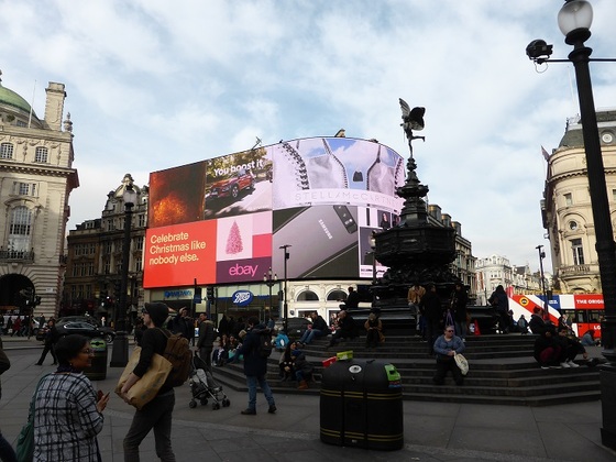 Piccadilly Circus_Tag