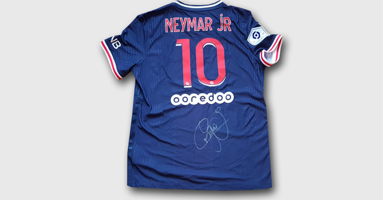 Neymar versteigert Trikot